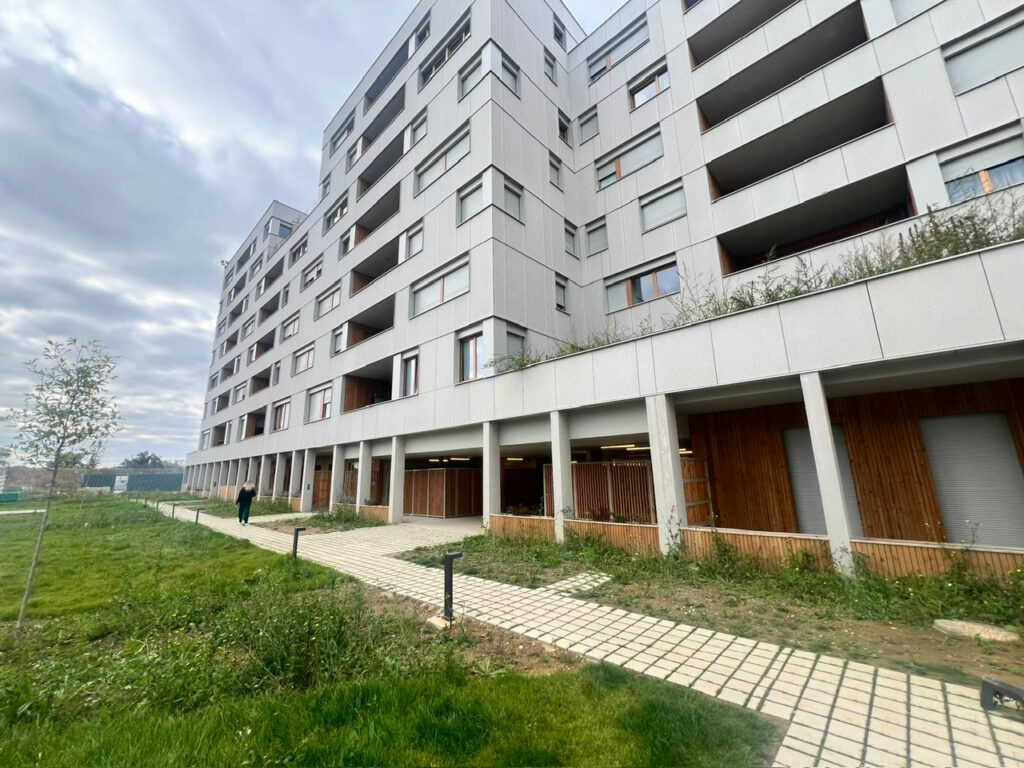 APPARTEMENT BUSSY SAINT GEORGES 3 PIECES 67.3 m²