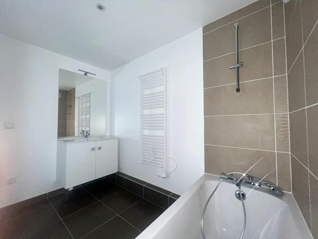 APPARTEMENT BUSSY SAINT GEORGES 3 PIECES 67.3 m²