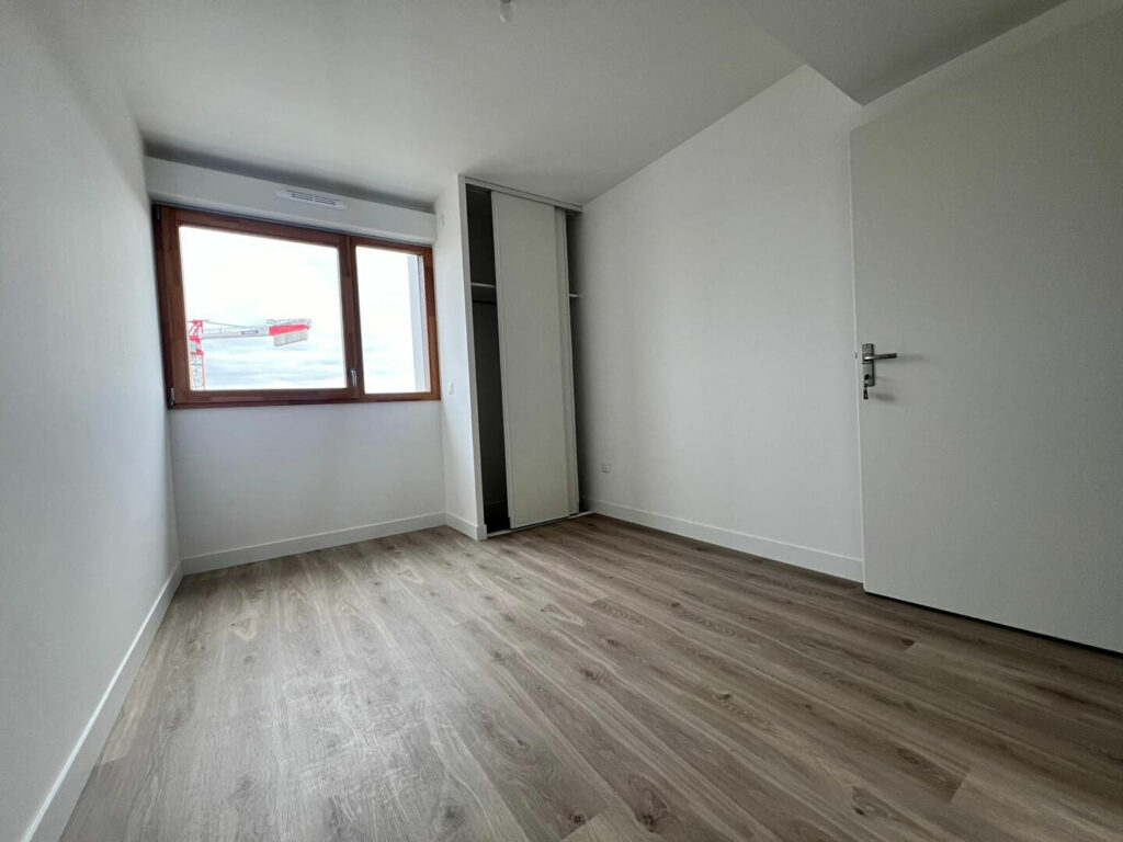 APPARTEMENT BUSSY SAINT GEORGES 3 PIECES 67.3 m²
