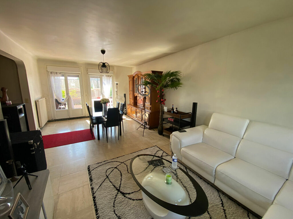 MAISON VILLEPINTE 9 PIECES 250 m²